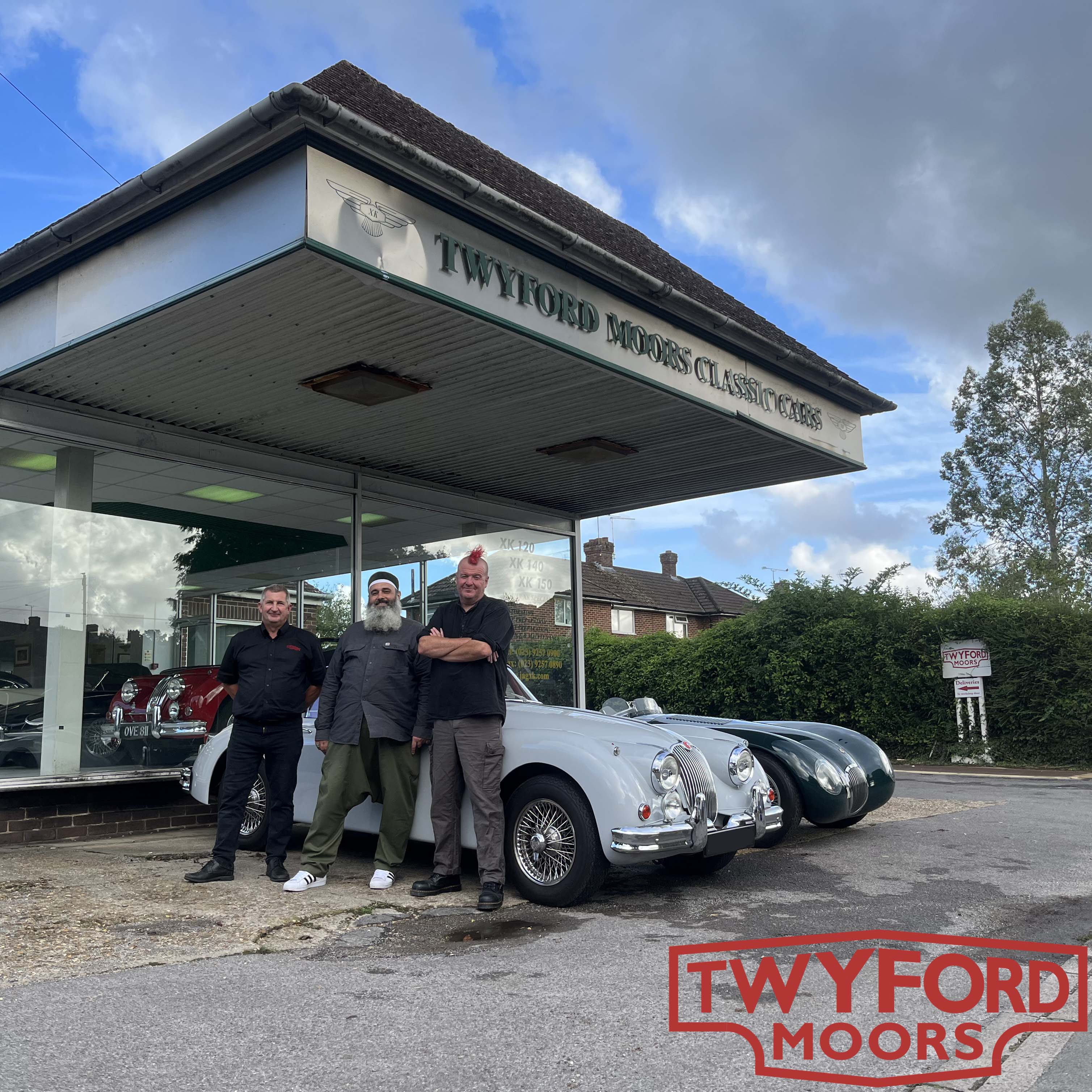 Salvage Hunters at Twyford Moors Classic Cars